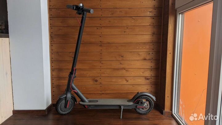 Электросамокат Xiaomi Mijia M365