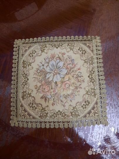 Салфетки гобеленовые 2 шт