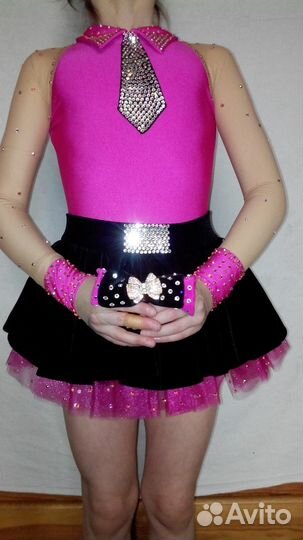 Платье для выступлений по фигурному катанию