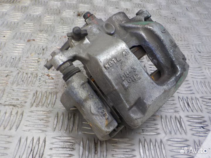 Б/У Б/У Суппорт тормозной передний правый exeed RX