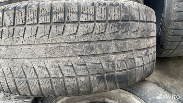 Bridgestone Blizzak RFT 245/55 R18