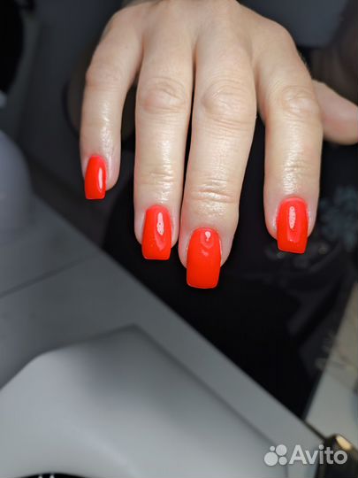 Нужна модель на маникюр
