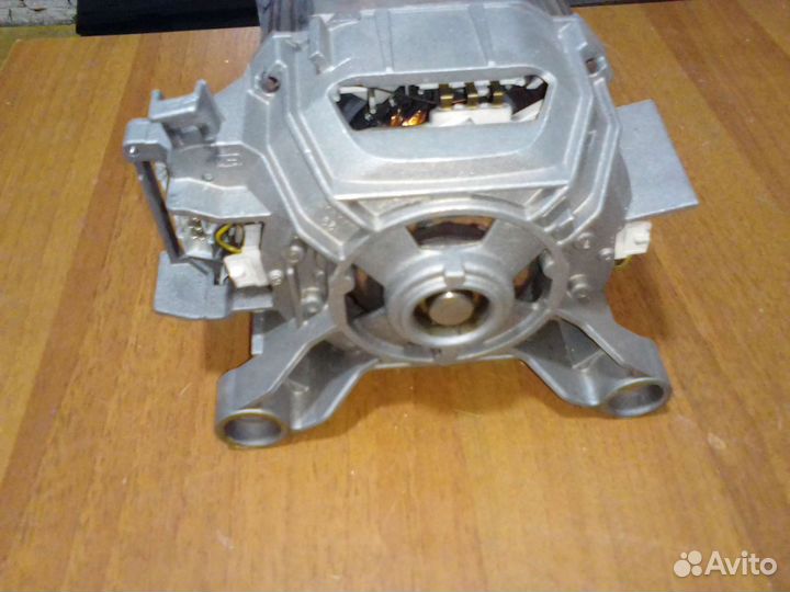 Двигатель для стиральных машин Бош