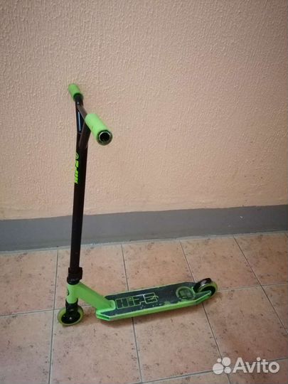 Трюковой самокат