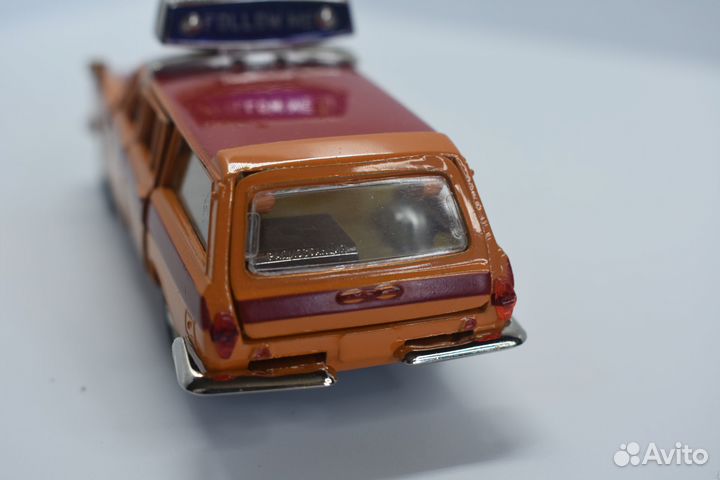 Волга газ 24 02 Аэрофлот / Эскорт модель 1:43