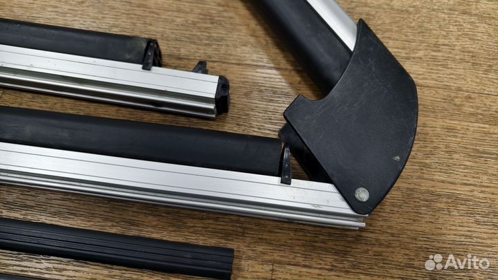 Крепление для лыж и сноуборда на крышу