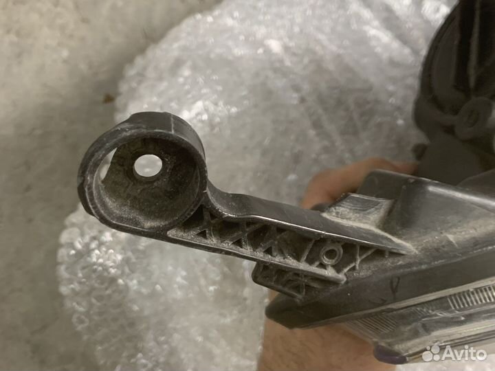 Фара перелняя правая opel astra p10