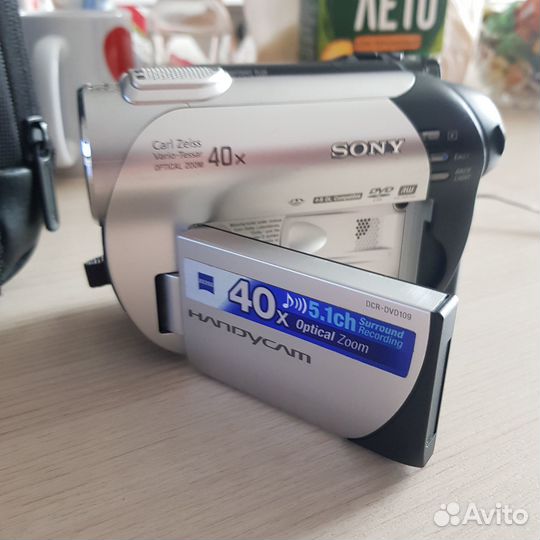 Видеокамера sony