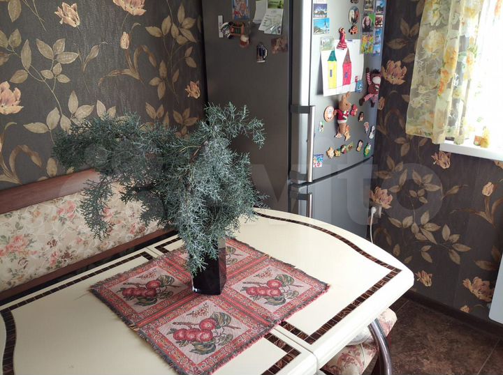 2-к. квартира, 52 м², 2/3 эт.