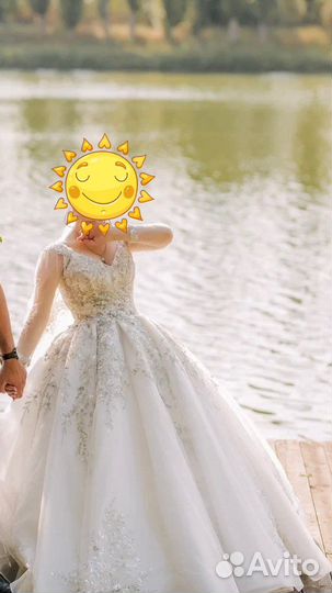 Свадебное платье