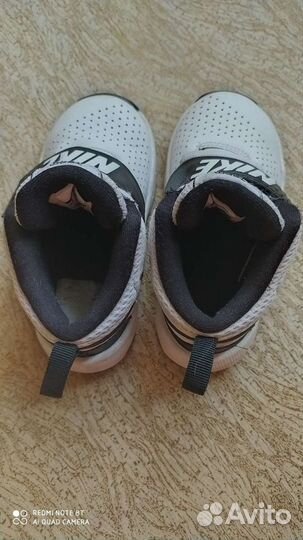 Кроссовки кожаные