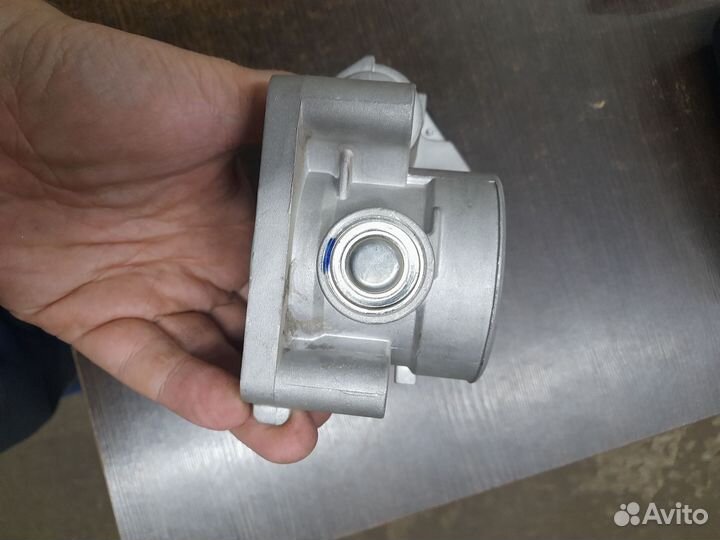 Дроссельная заслонка Ford