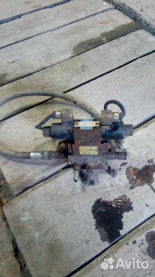 Гидрораспределитель