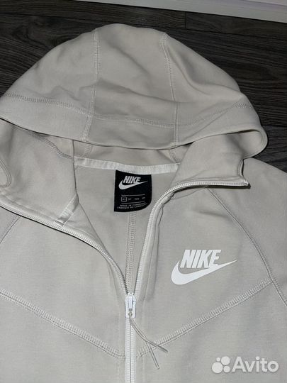 Толстовка nike женская