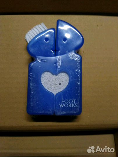 Всё для педикюра: терки, пемзы и тп Avon, Oriflame