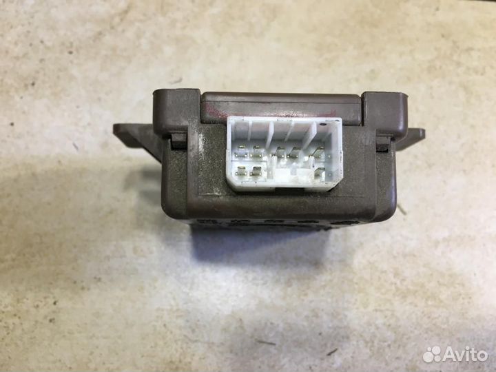 Блок управления дверями Chevrolet Lacetti J200