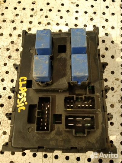 Блок предохранителей (в салон ) Nissan Almera Clas