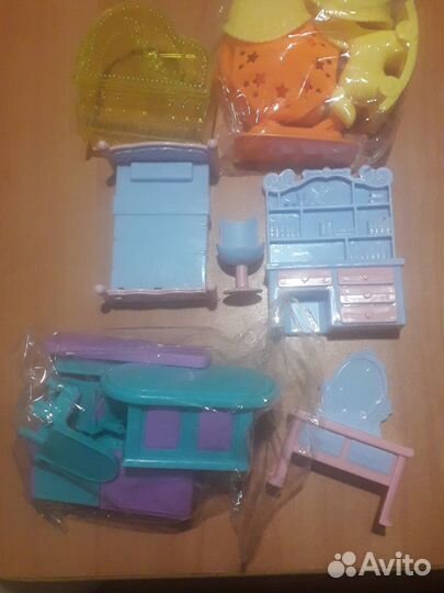 Набор игрушечной мебели