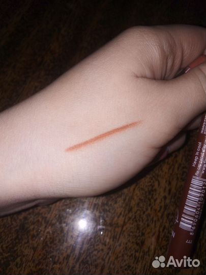 Карандаш для губ