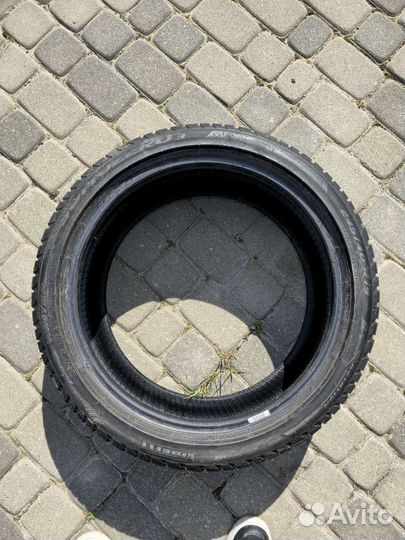 Pirelli Winter Sottozero 3 245/40 R19 98V