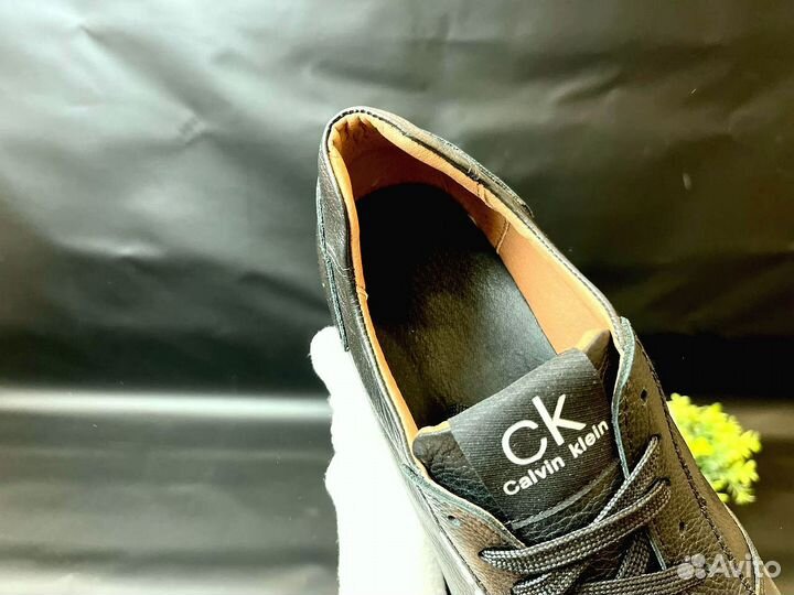 Кроссовки Calvin Klein современные