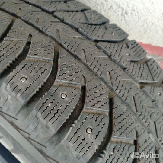 Bridgestone Ice Cruiser 7000 225/65 R17 106T
