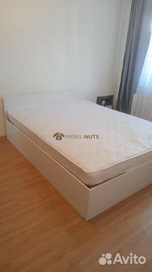 Кровать двуспальная 160 200