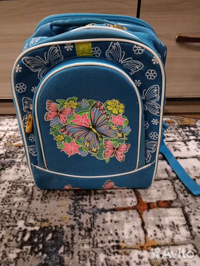 Портфель для девочки