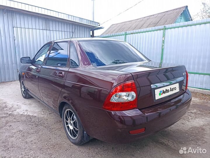LADA Priora 1.6 МТ, 2011, 130 000 км