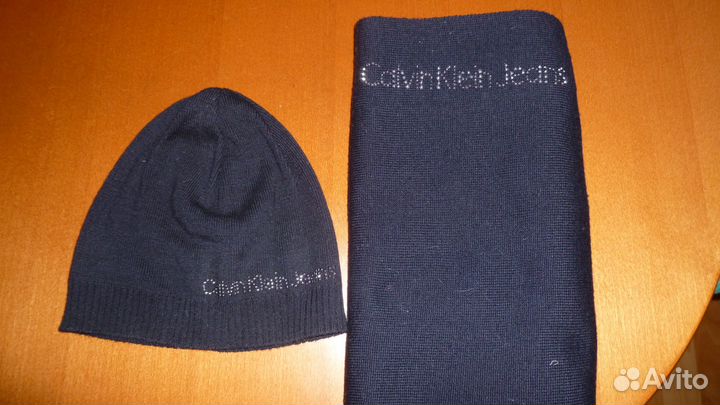 Шапка + шарф Calvin Klein Jeans