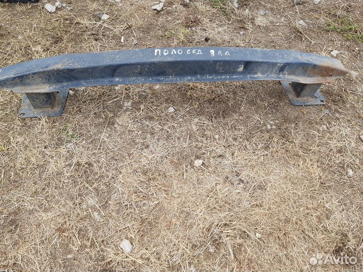 Усилитель заднего бампера Volkswagen polo 5