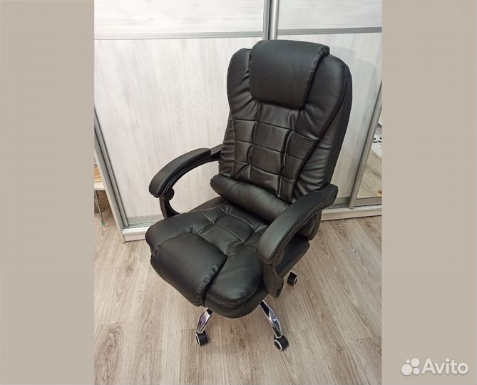 Компьютерное кресло новое, вибромассаж