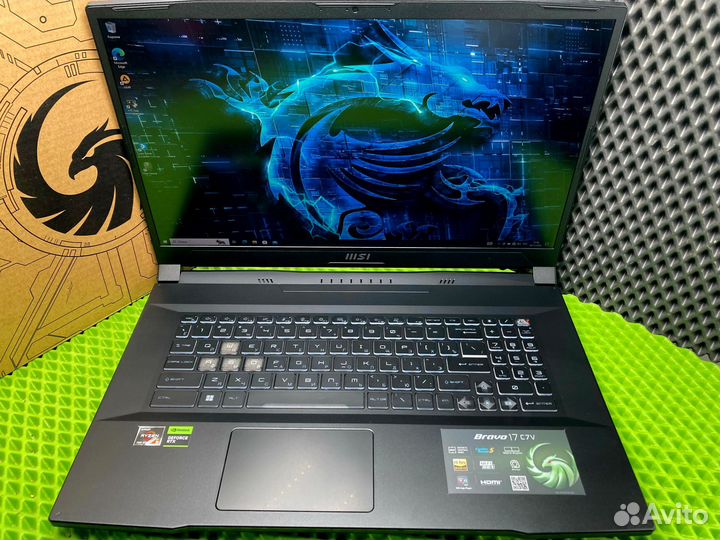 Мощный,на гарантии с наушниками м мышкой ноутбук