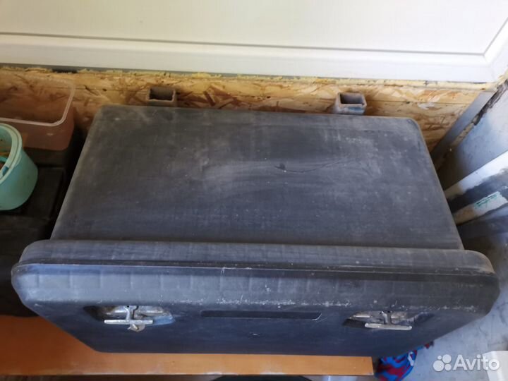 Ящик на полуприцеп