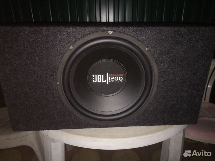 Сабвуфер 12 с коробом на щели