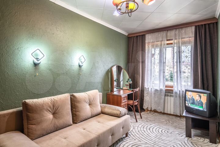 2-к. квартира, 45 м², 4/4 эт.
