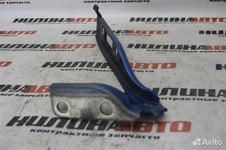 Петля капота правая Ford Fiesta 5 1.6 2004