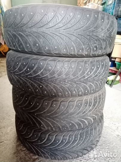 Sava Eskimo Stud 185/65 R15