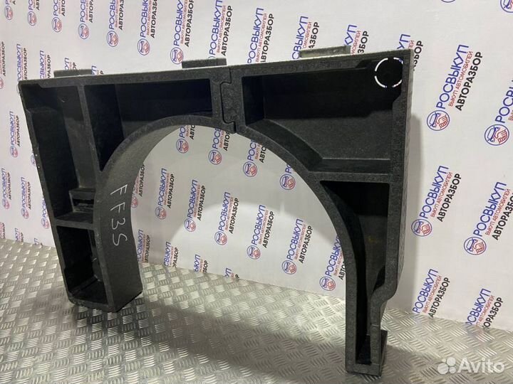 Ящик для инструментов Ford Focus 3