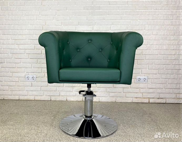 Парикмахерское кресло Sonata green