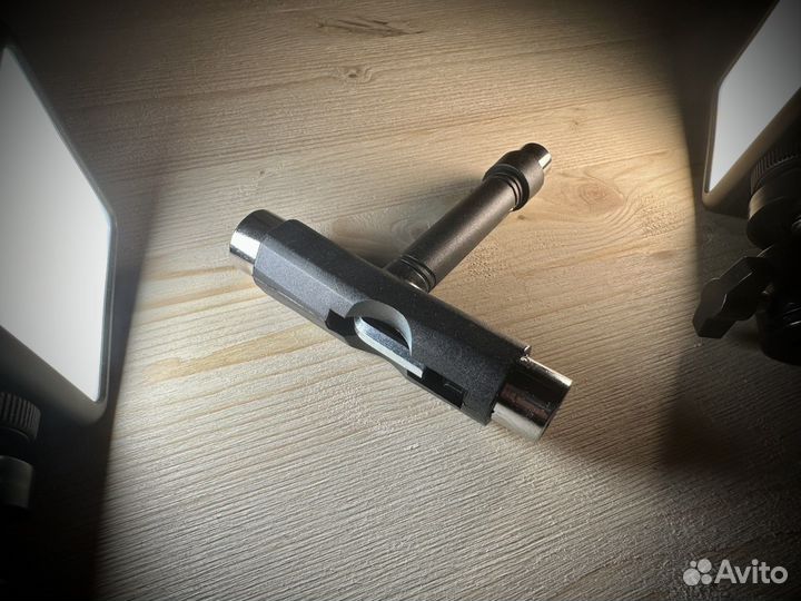 Ключ для Скейта, Лонгборда, Пластборда, Круизера