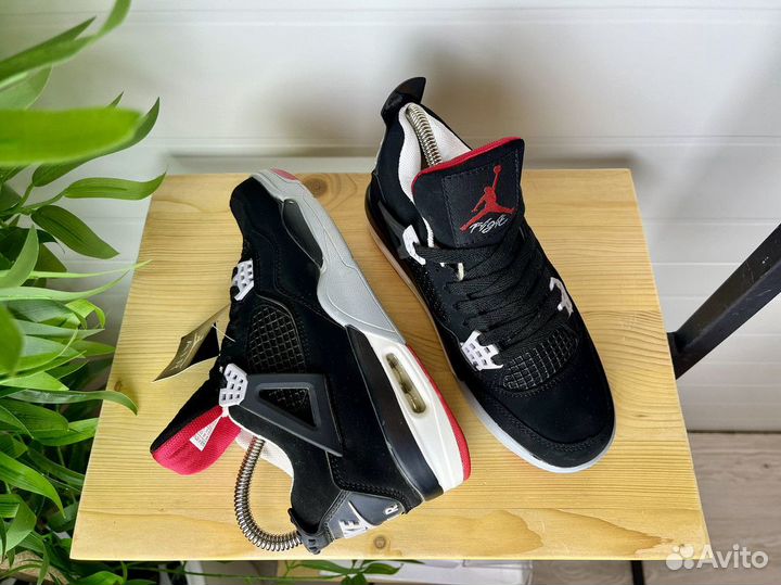 Кроссовки мужские Nike Air Jordan 4 retro