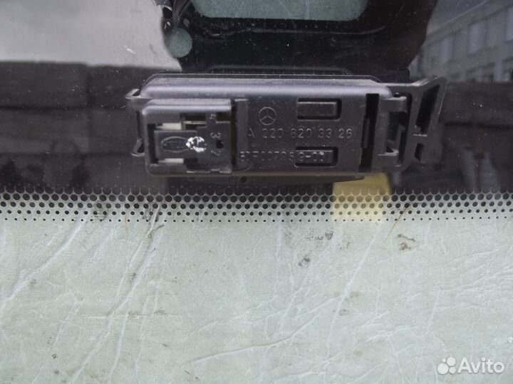 Стекло лобовое Mercedes Benz W220 S430 M113 E43