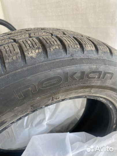 Nokian Tyres WR 225/65 R17