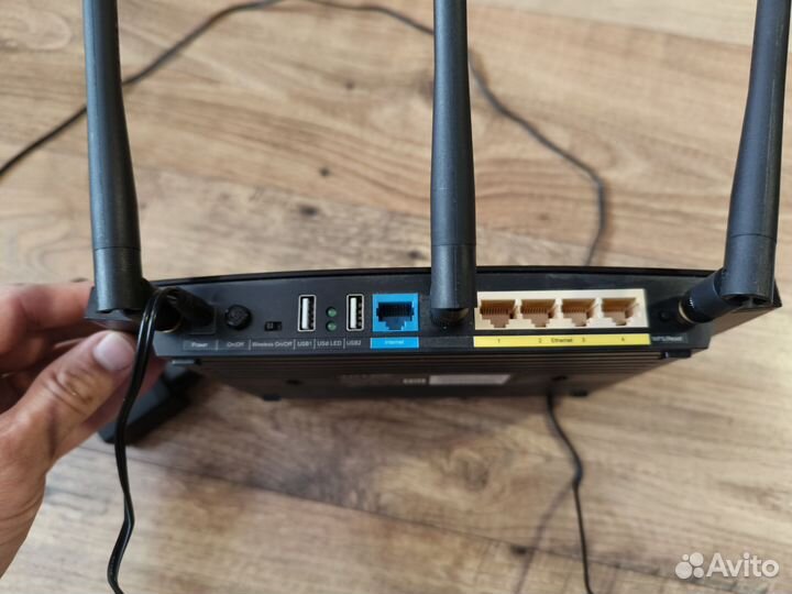 Маршрутизатор tp-link N750 (TL-WDR4300)