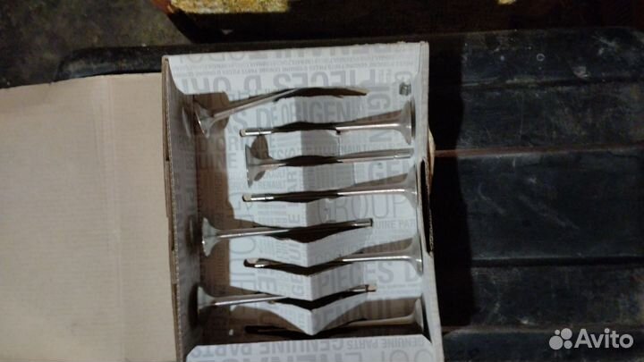 Клапана выпускные Renault