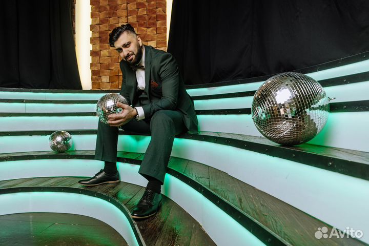 Ведущий на свадьбу + DJ / Юбилей / Корпоратив