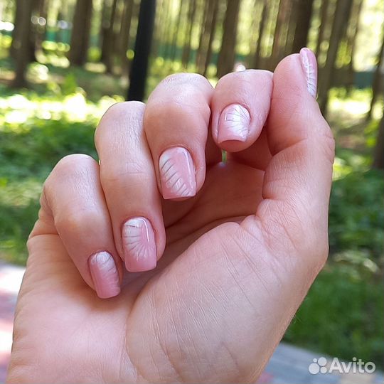 Маникюр на дому