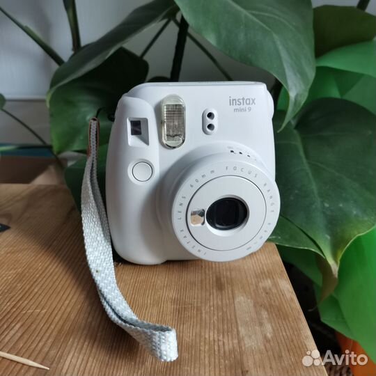 Fujifilm Instax Mini 9 / 11