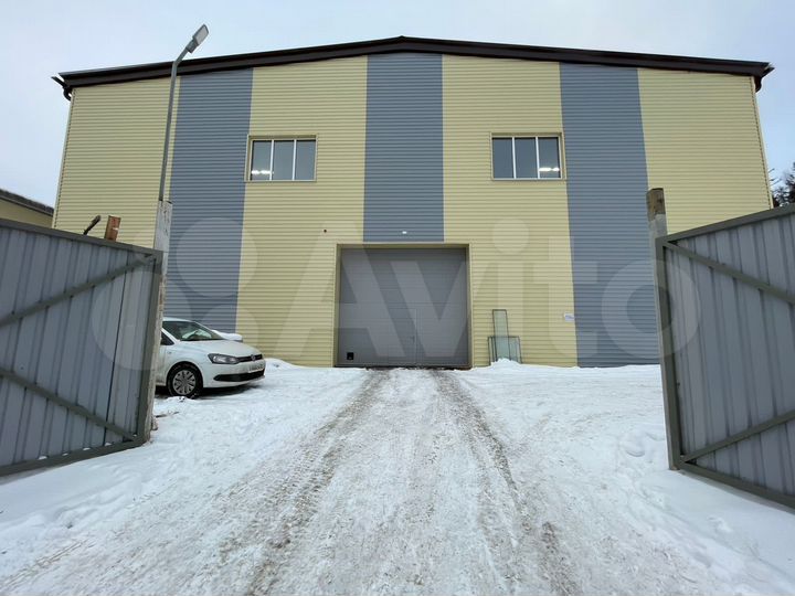 Склад, 1300 м² с кран-балкой, 1 этаж